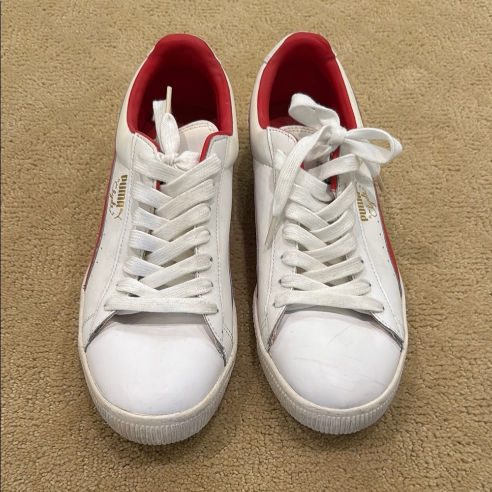 Puma Clyde Core Men’s Leather Sneakers